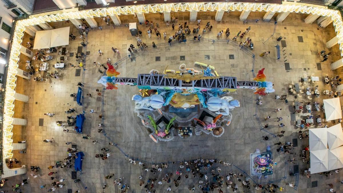Así se ve la Hoguera Oficial 2026 de Alicante a vista de dron