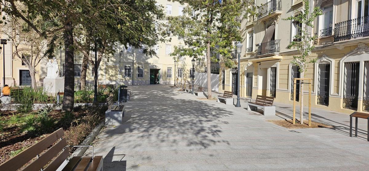 Así es la nueva Plaza de Santa Mónica de València Así es la nueva Plaza de Santa Mónica de València