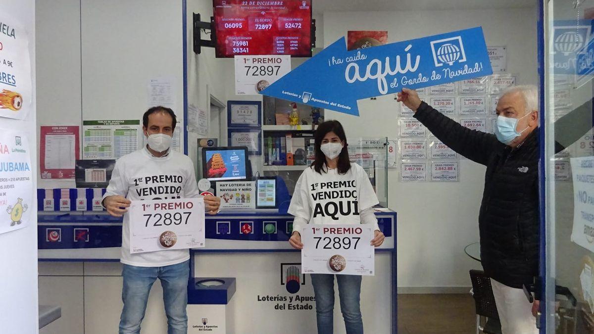 Víctor Benlloch y Paula Berenguer han vendido un décimo del Gordo en Xàbia