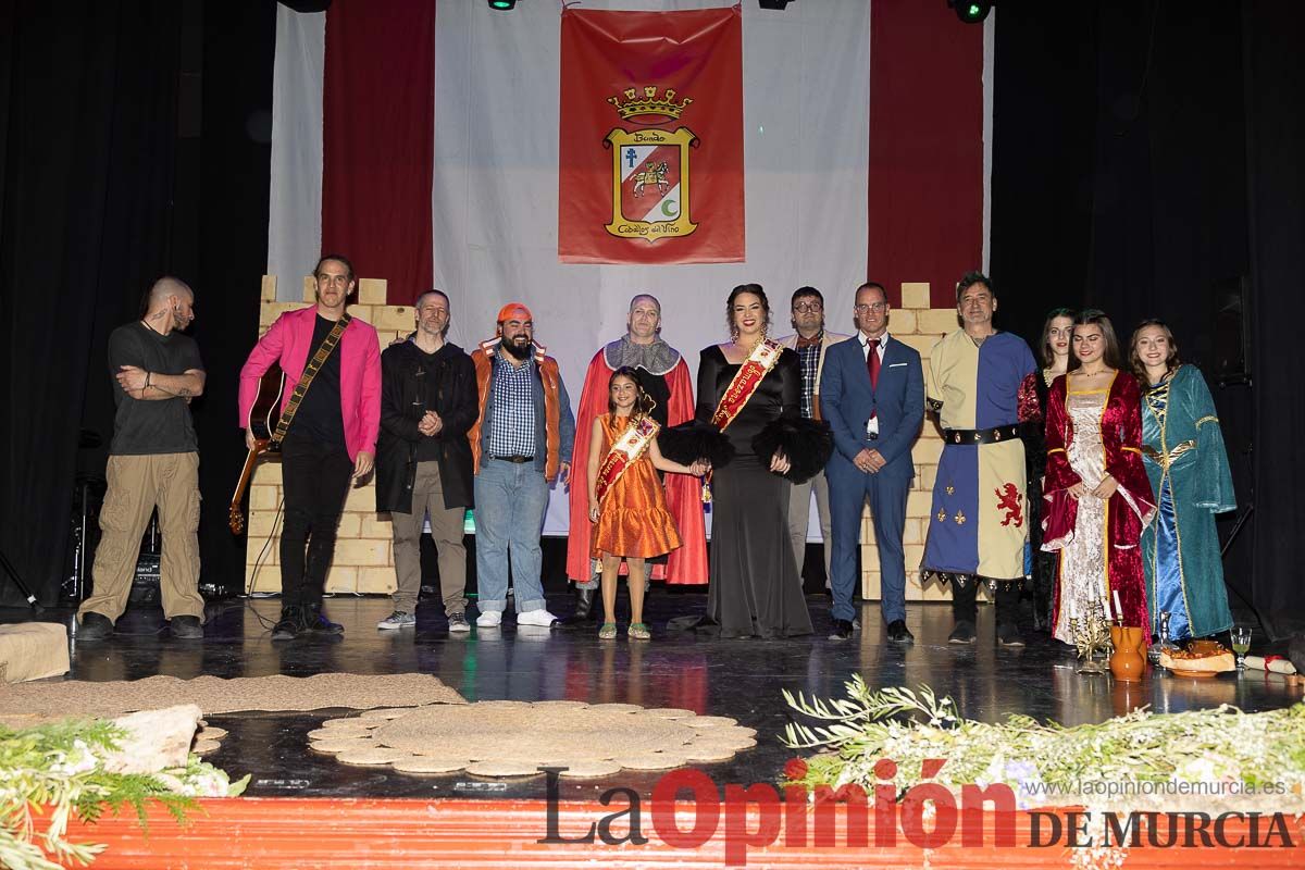 Presentación de las Amazonas del Bando de los Caballos del Vino de Caravaca