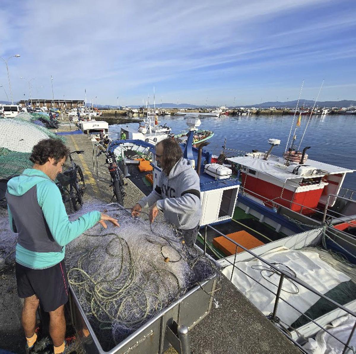 Barcos de la flota artesanal amarrados en O Grove.