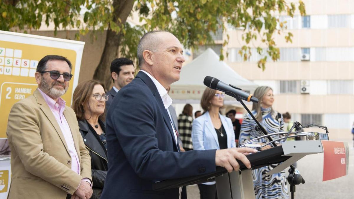 Longinos Marín, vicerrector de Responsabilidad Social y Cultura durante la inauguración de las actividades