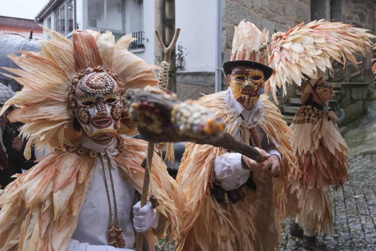 Los Follateiros de Lobios, una tradición secular recuperada