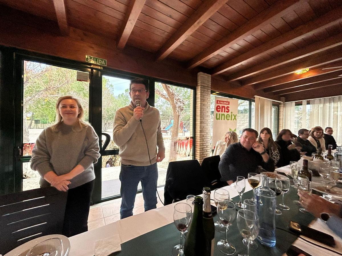 Rodríguez interviene en el encuentro de cargos de Ens Uneix en el Palomar.