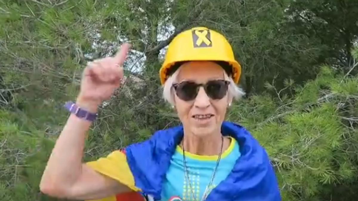 Imagen de la campaña de los cascos grocs de un grupo de Reus.