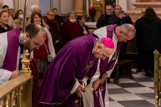 Primera misa de Benavent como arzobispo en la Virgen