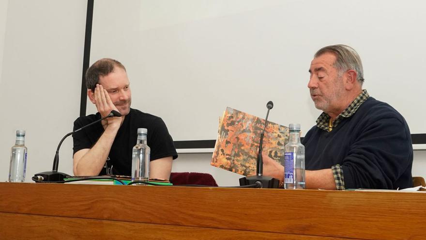 Presentación del libro ‘Bosque animado’ de Vari Caramés, ayer en la Fundación Luis Seoane.  | // MIGUEL MIRAMONTES