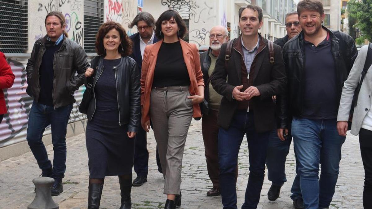 Dirigentes de IU, Podemos, Más País, Verdes Equo y otras fuerzas de izquierda tras una reunión para las elecciones andaluzas.