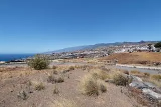 Primera piedra en la rotonda San Matías-Ofra-El Chorrillo