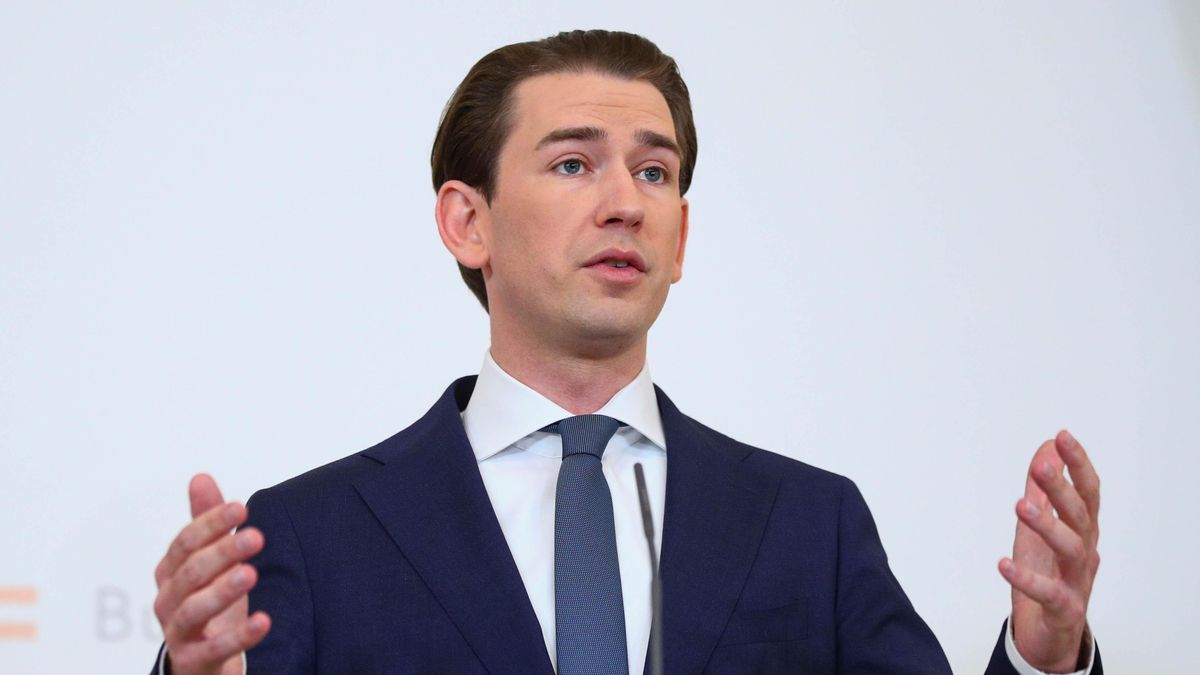El canceller Kurz dimiteix i fa tremolar el govern d’Àustria El canceller Kurz dimiteix i fa tremolar el govern d’Àustria