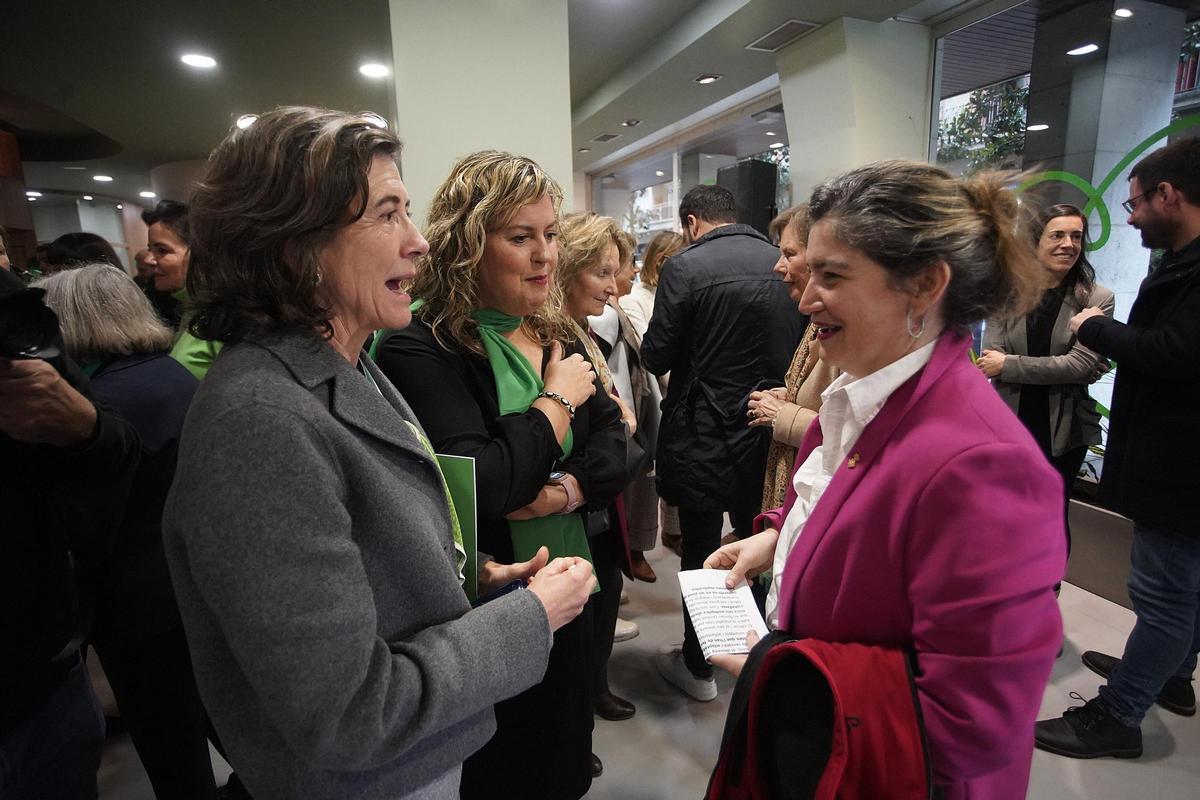 Les imatges de la inauguració de l'Associació contra el càncer a Girona