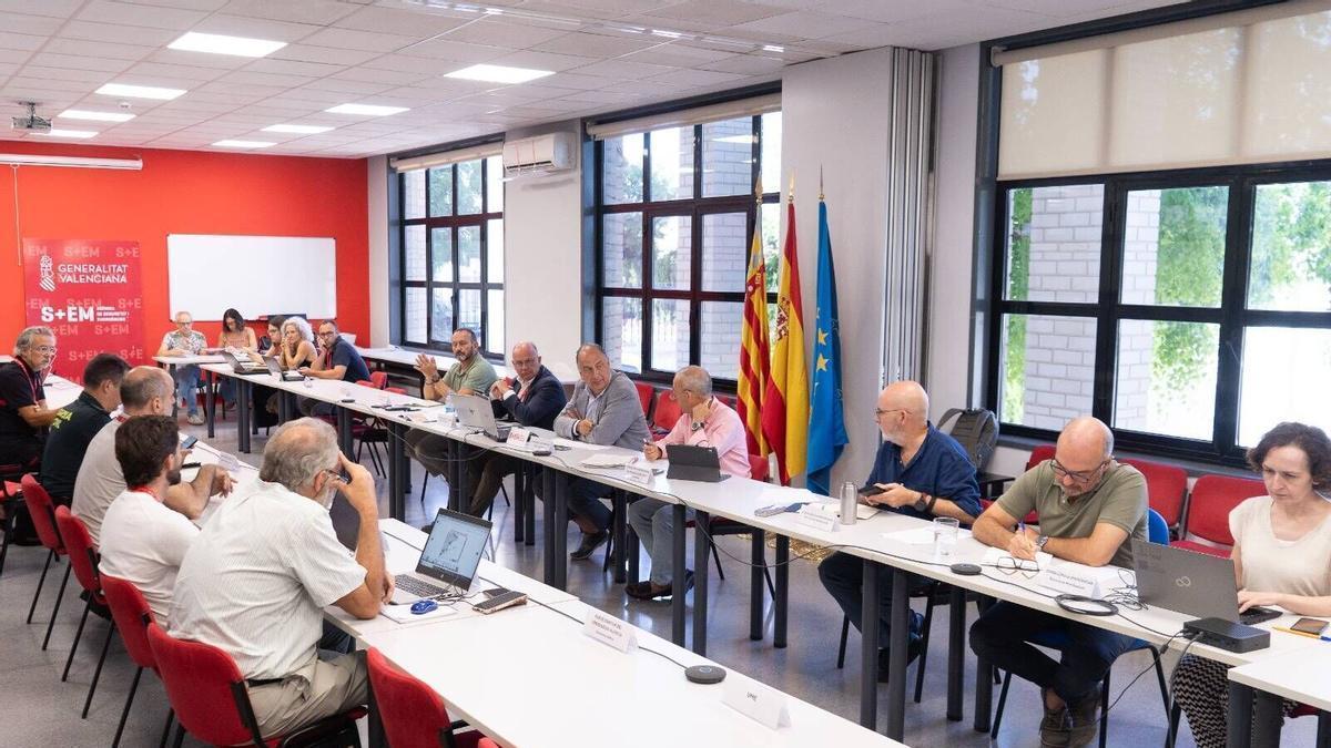 El conseller de Emergencias, Juan Carlos Valderrama, preside la reunion preparatoria del Cecopi por el eclipse