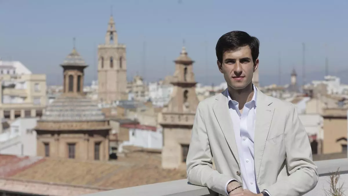 Samuel Navalón, primer nombre propio de la Feria de Fallas: "Me aproximé a torear como deseo"
