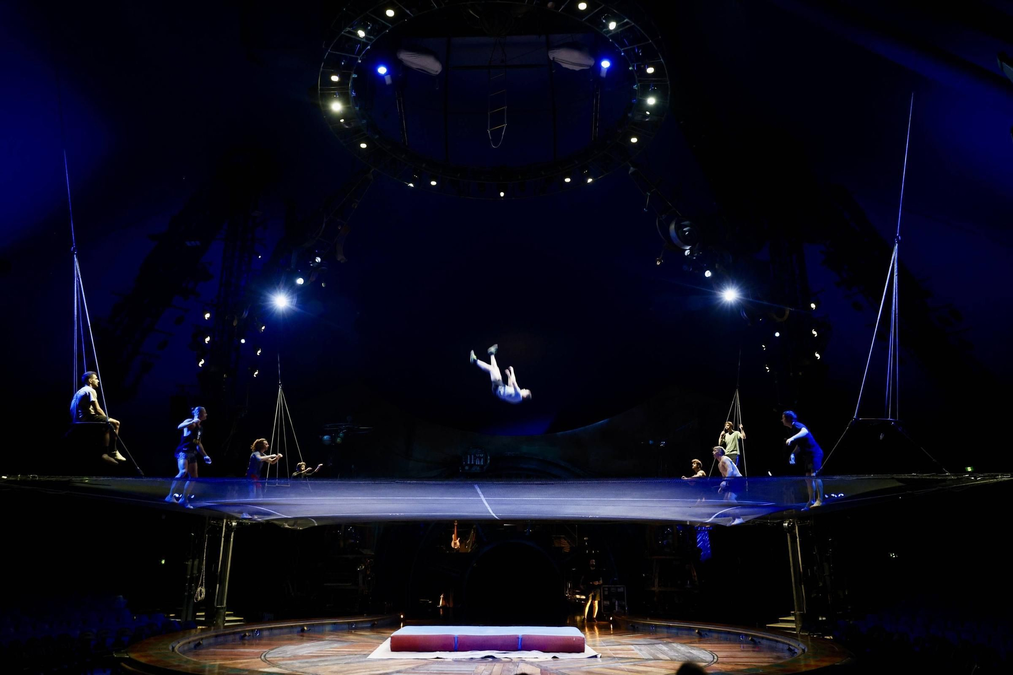 EN IMÁGENES | El circo del Sol está en Gijón: así es por dentro del espectáculo de los especáculos