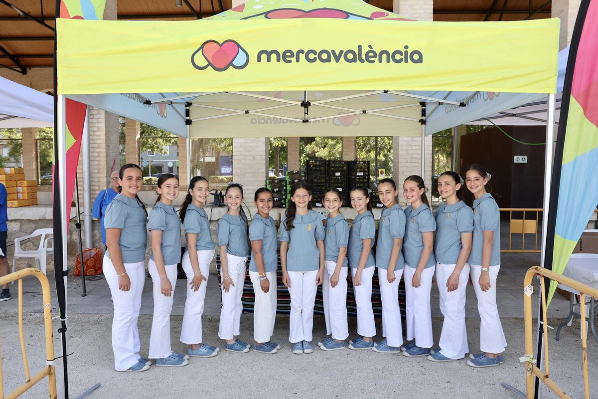 La fiesta de los falleros infantiles con el concurso de dibujo de la JCF