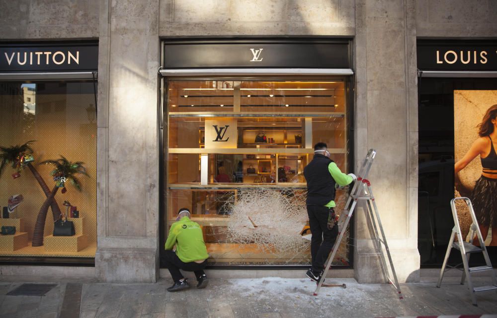 Asalto a la tienda Louis Vuitton en València