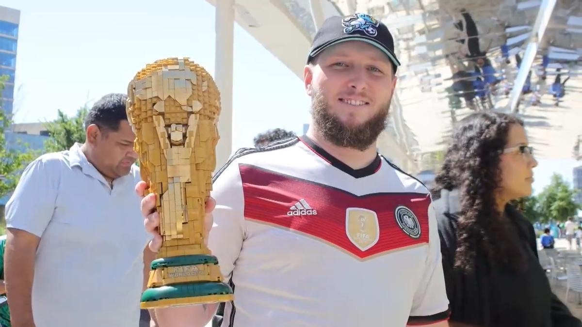 El trofeo de la Copa del Mundo llega a Houston en su gira por EE.UU. previo al Mundial