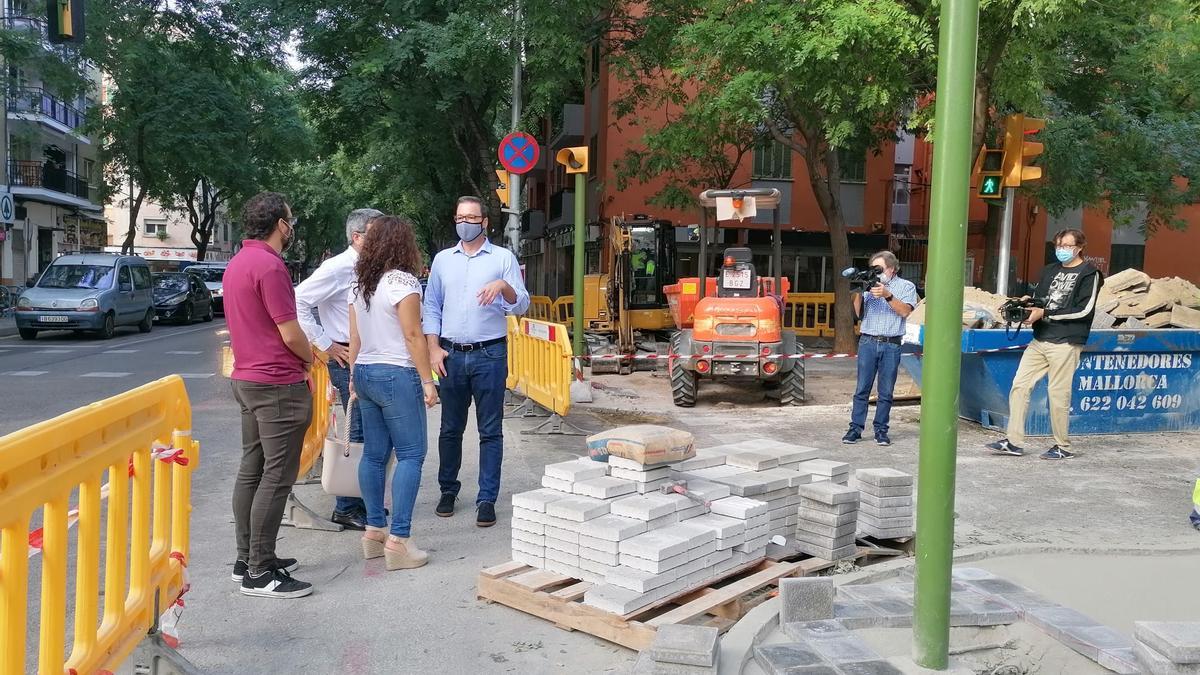 Hila, Pastor y Oliveira han comprobado la ejecución de las obras.