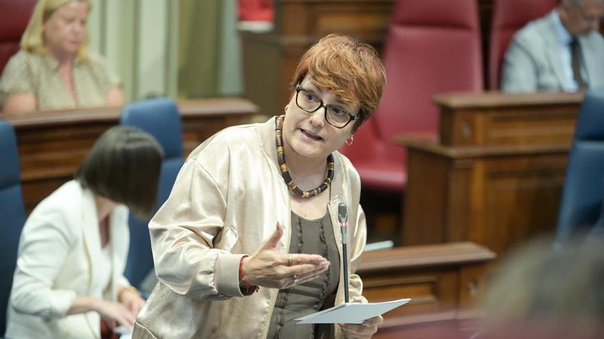 Canarias impulsa el protocolo de urgencias sociosanitarias con los cabildos insulares