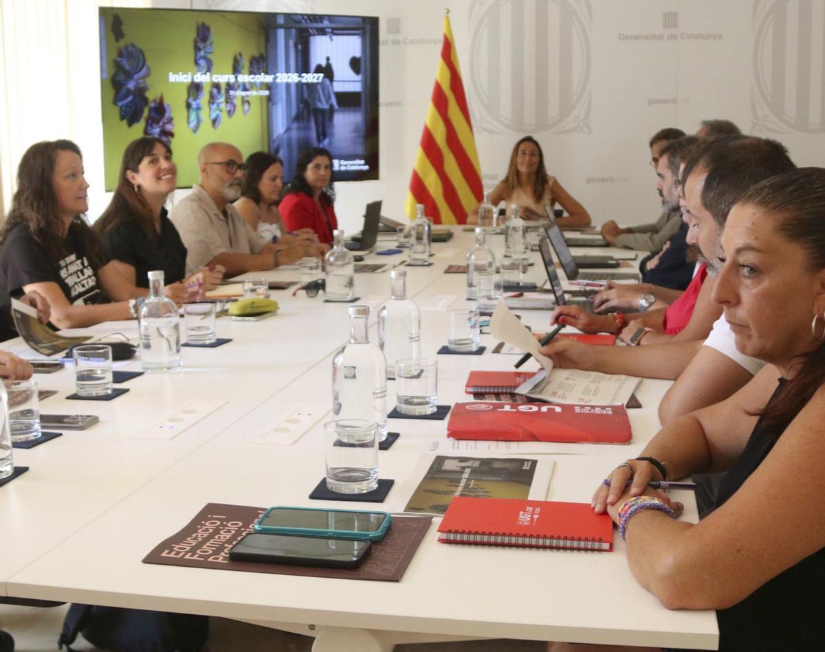 Niubó obre un debat per definir el model educatiu del futur
