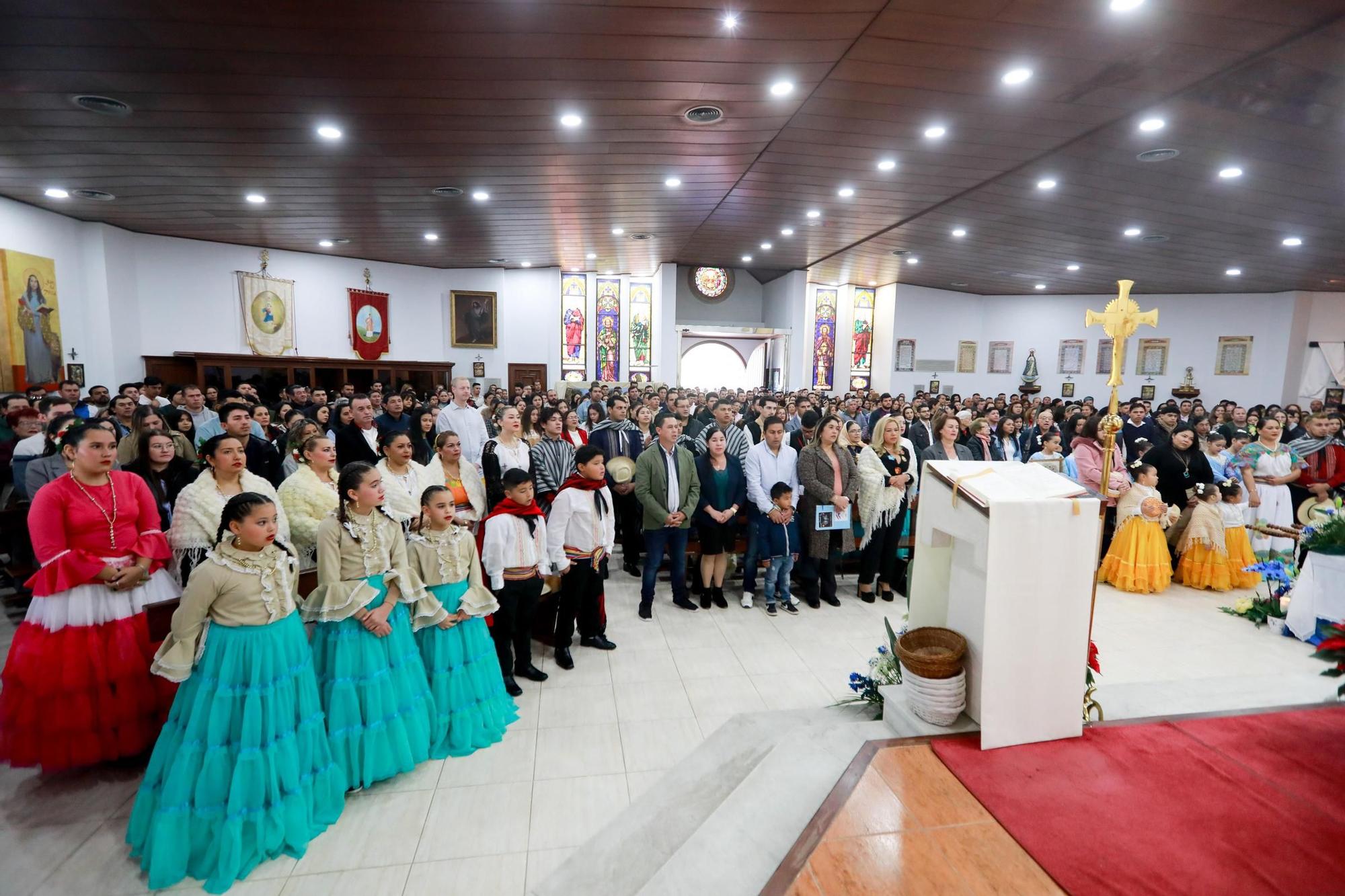 Mira aquí todas las fotos del día grande de la comunidad paraguaya en Ibiza