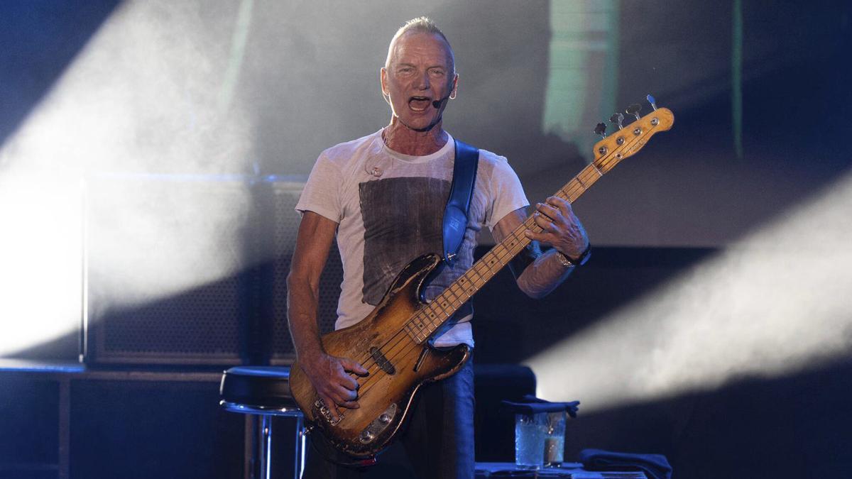 Sting, en un moment del seu concert d’ahir en el festival Les Nits Occident.
