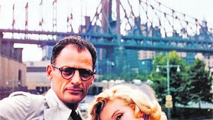 La actriz junto a Arthur Miller en Nueva York. | | ELD