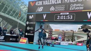 Beriso, Kiptum y Galimany elevan con tres marcas estratosféricas la Maratón de Valencia