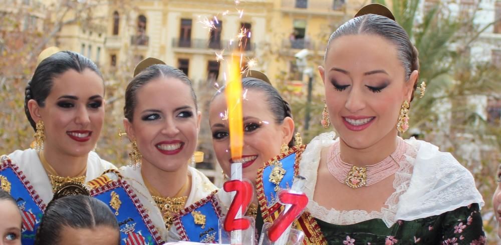 Fallas 2018 - Palco del día 2: cumpleaños de Rocío Gil