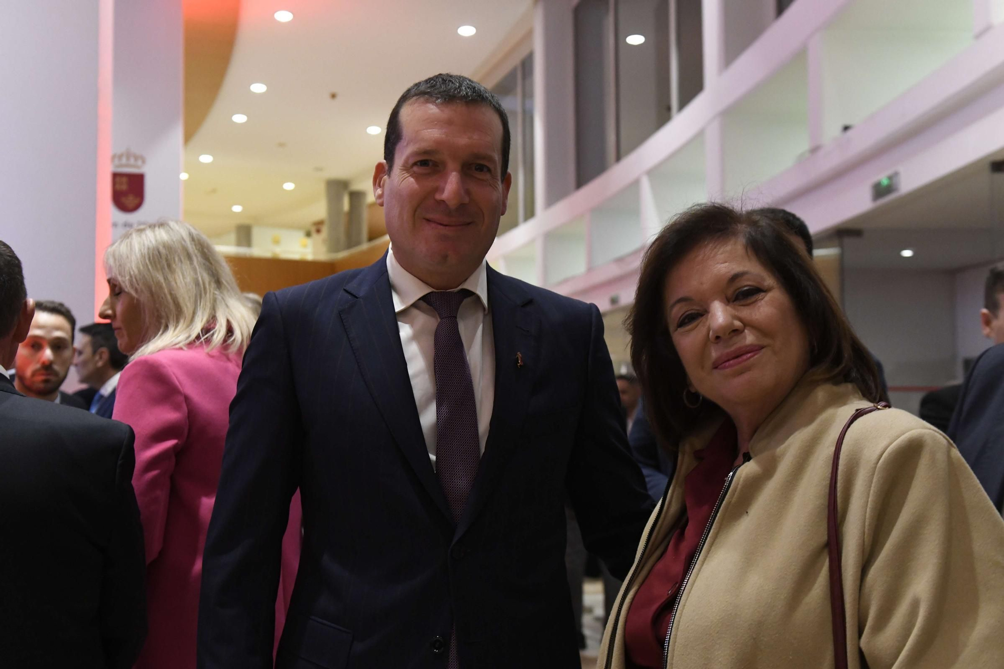 Manuel Sevilla y Dolores Jara, miembros del Grupo Parlamentario Socialista en la Asamblea Regional