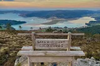 El banco con las mejores vistas de A Costa da Morte: un tesoro desconocido a 1 hora de Santiago con un paisaje "irreal"