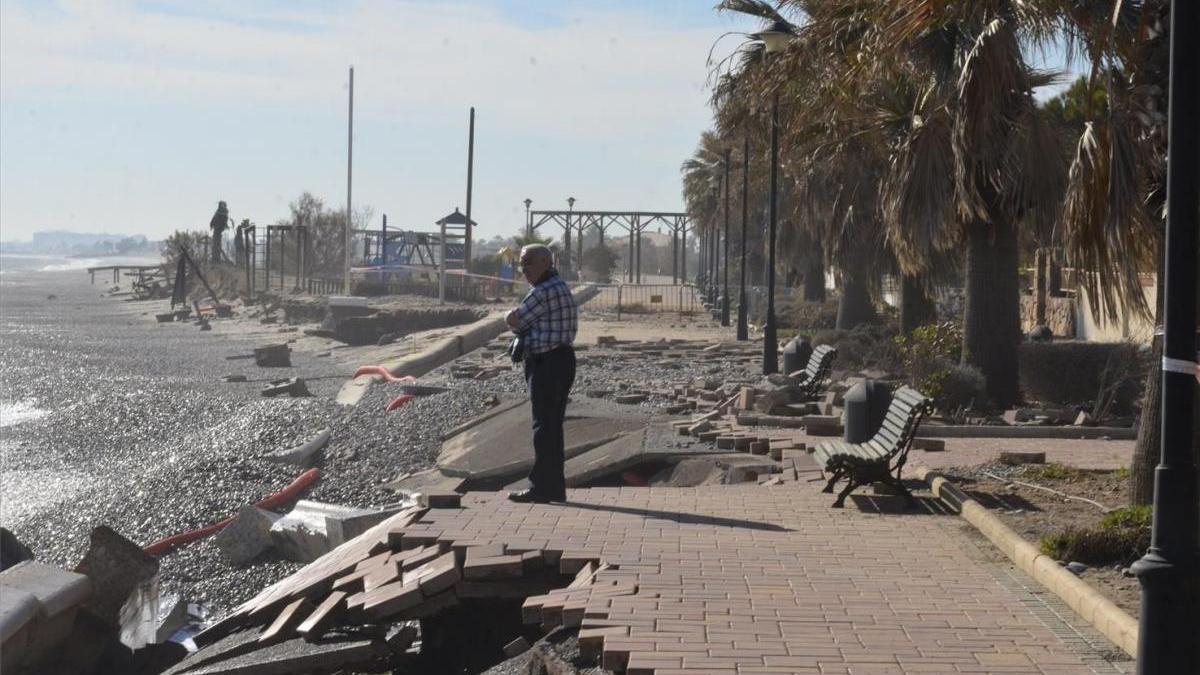 El Gobierno licita los espigones de Almenara tras 20 años de quejas