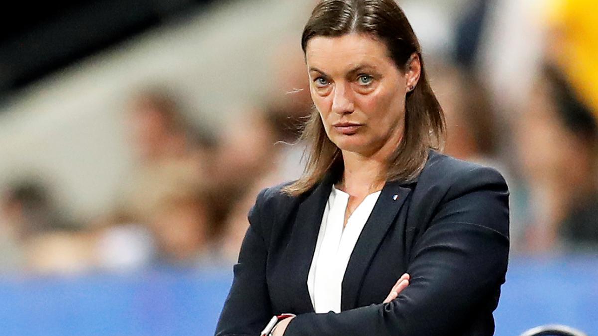 Destituida la seleccionadora francesa de fútbol por los choques con jugadoras
