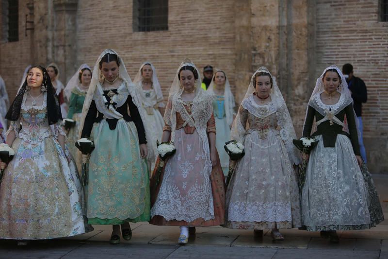 Comisiones falleras que han desfilado hasta las 18:00 horas.