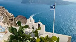 Grecia cobrará 20 euros a cada turista que desembarque de un crucero en Santorini o Mikonos