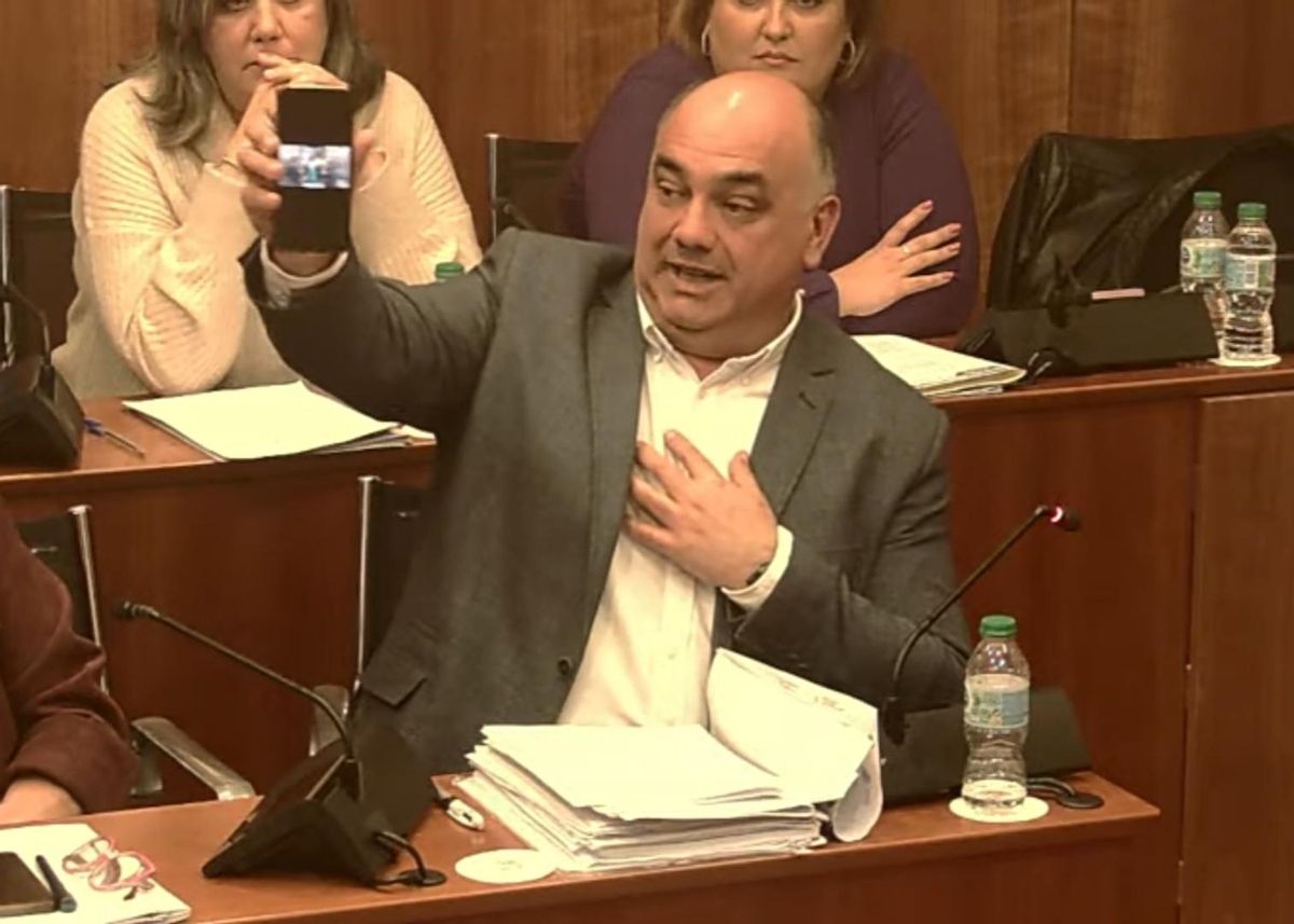 Valverde muestra un vídeo de la protesta