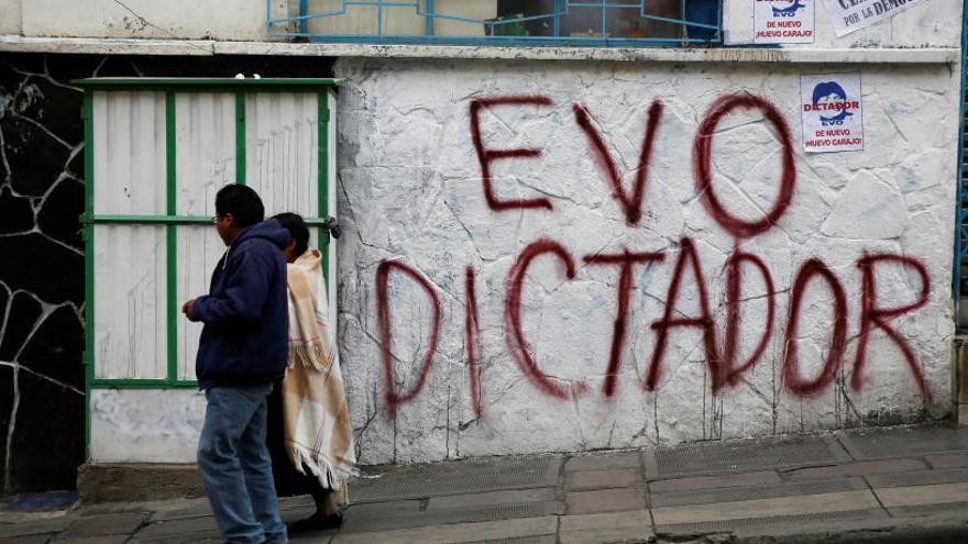 Pintadas contra Morales en La Paz.