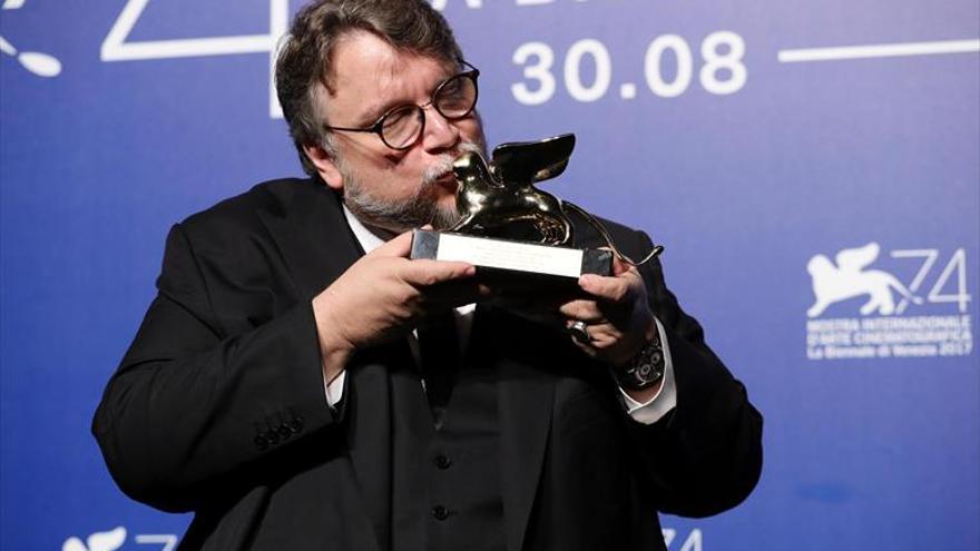 La Mostra reconoce con su León de Oro el talento de Guillermo del Toro