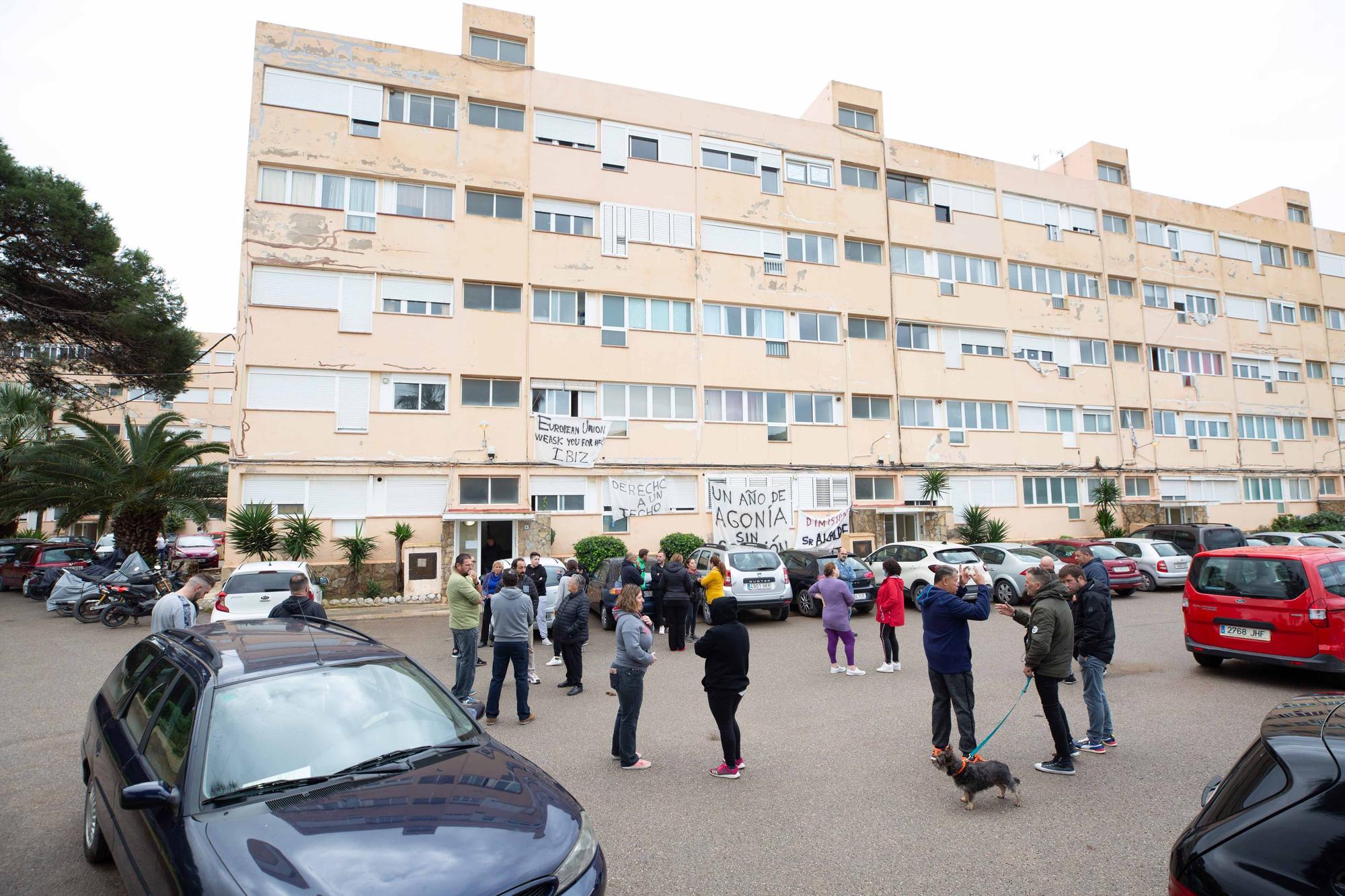 Desalojo de los apartamentos Don Pepe: «No es justo que un juez me haga salir de mi casa»