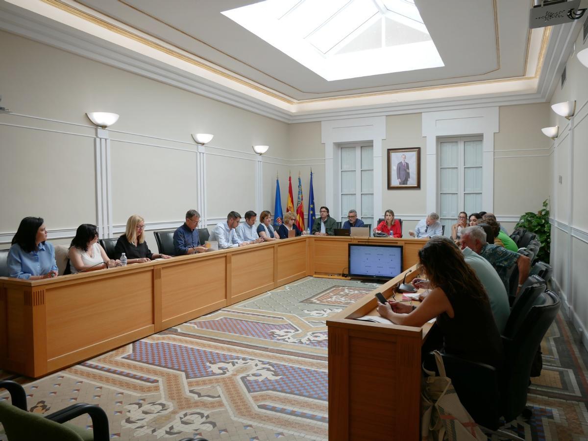 Pleno donde se aprobó destinar 420.000 euros a la búsqueda del suelo para el segundo centro de salud