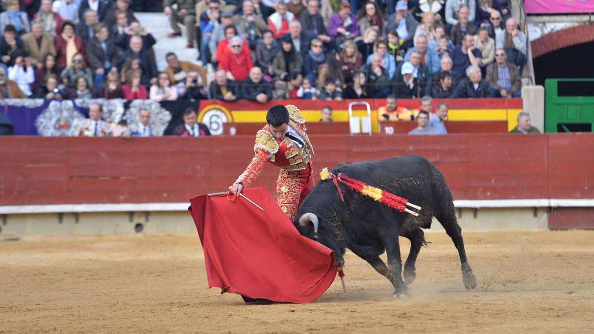 Clase práctica en la plaza de toros de Castellón