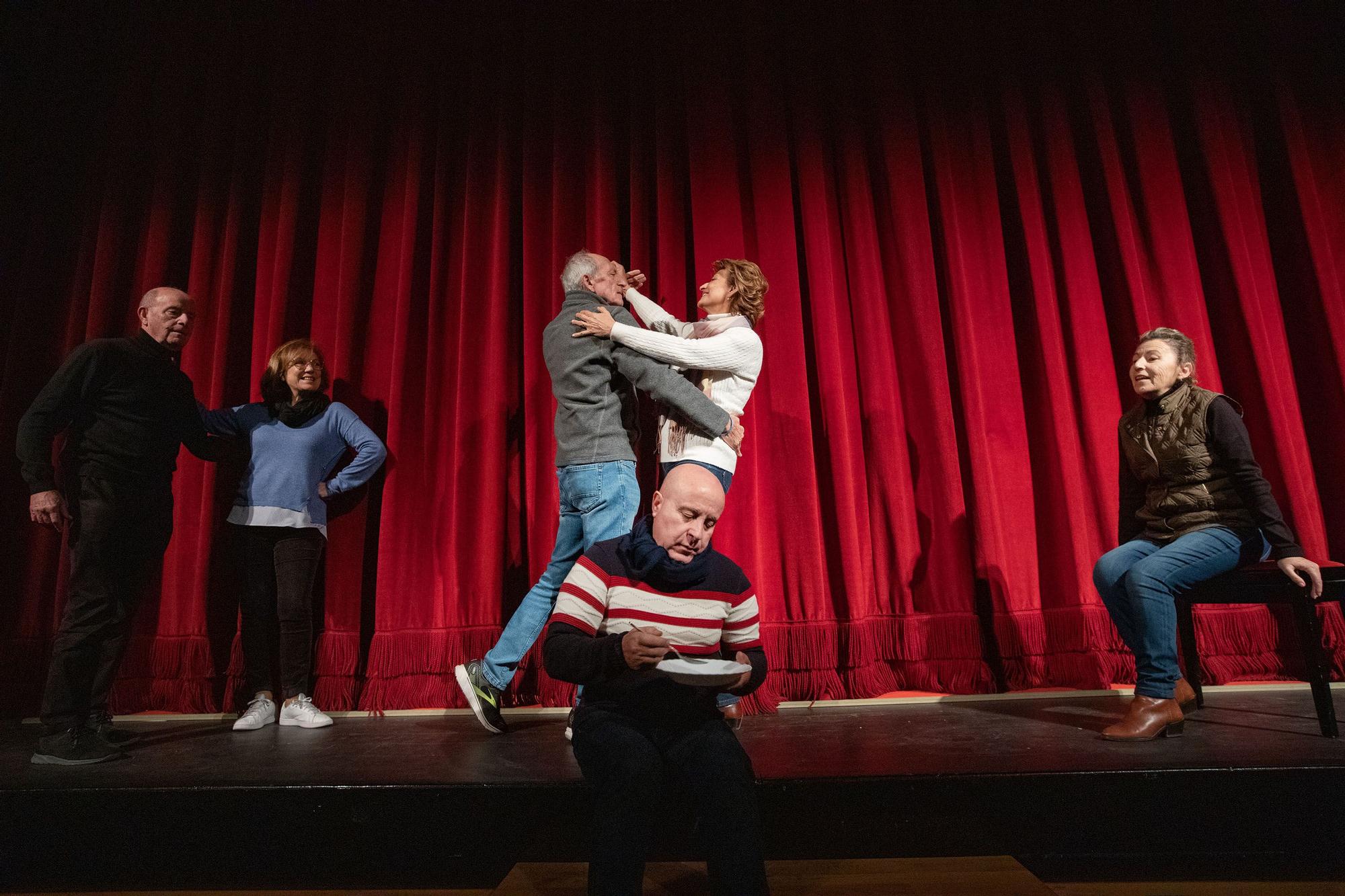 Último ensayo del grupo de teatro Amarión