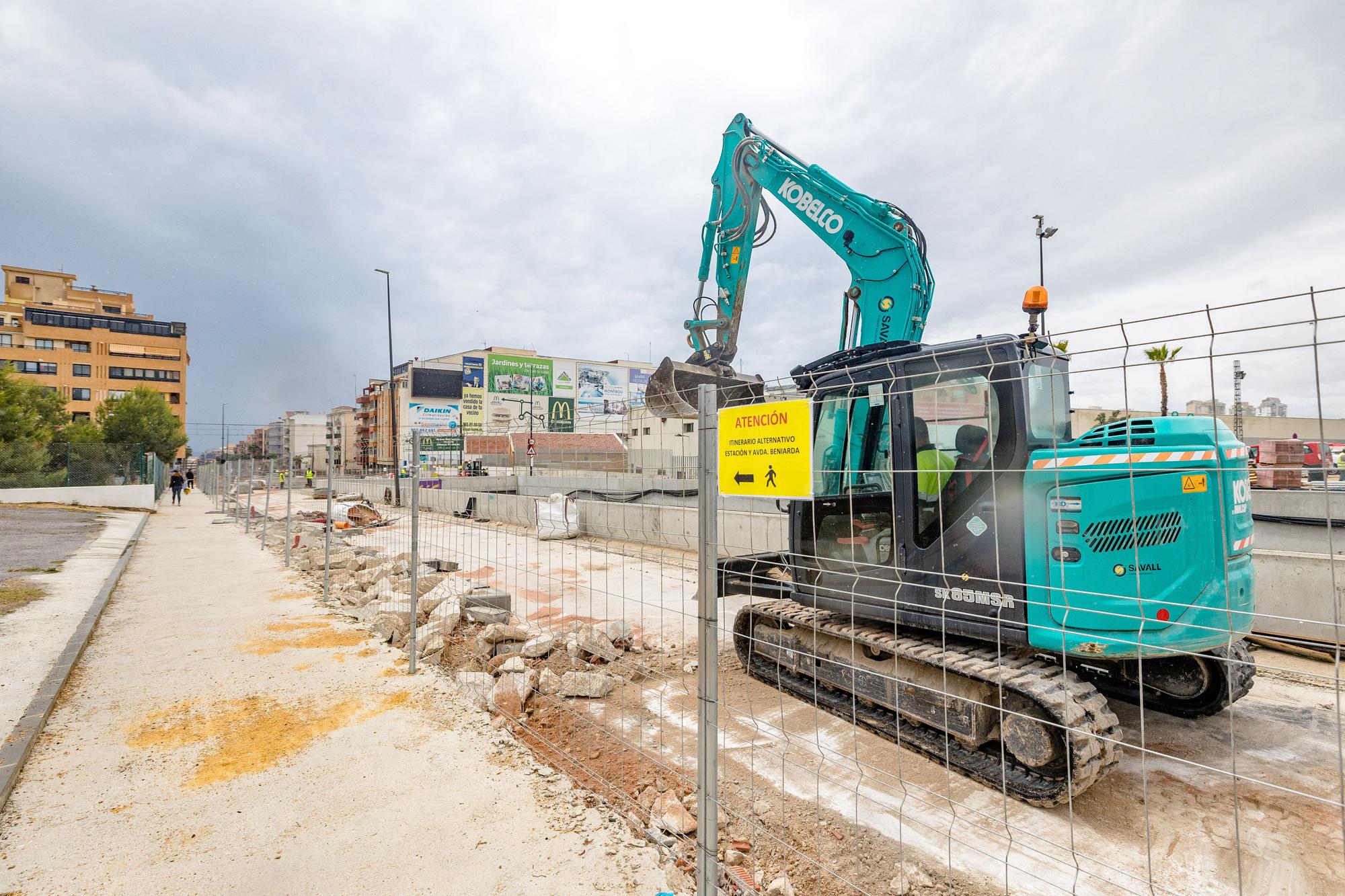 El túnel de la avenida Beniardà de Benidorm toma forma