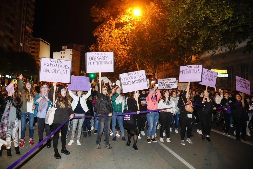 25-N: Demo gegen Gewalt an Frauen auf Mallorca