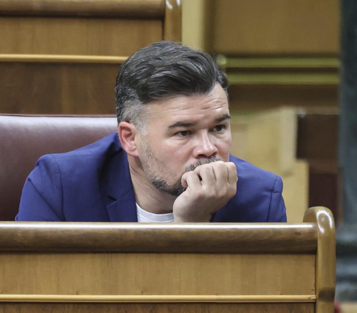 El pols de Rufián a ERC per la llista electoral crispa el grup parlamentari