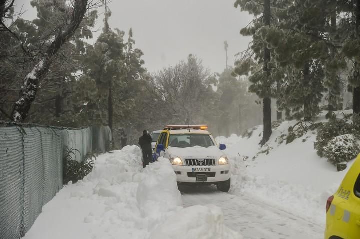 NIEVE EN LA CUMBRE