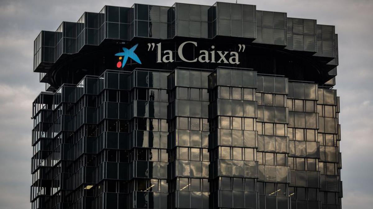 La seu de CaixaBank a Barcelona en una fotografia d’arxiu. | ÁNGEL GARCÍA