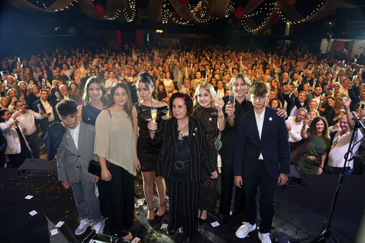 Galería de fotos de la gala del 50º aniversario de Grúas Tomás en Vila-real