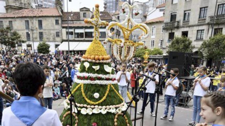 6.250 euros para premiar los «maios» en Pontevedra