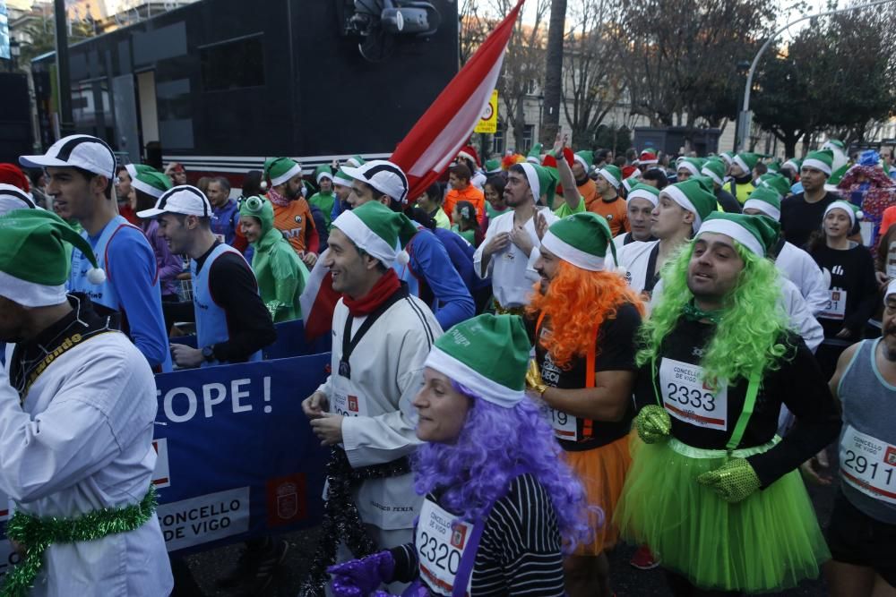 Cerca de 5.000 corredores toman la salida de la Alameda unas horas antes de la Nochevieja